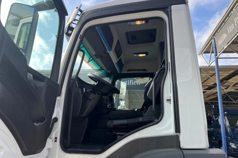 Mercedes-Benz Arocs 1830