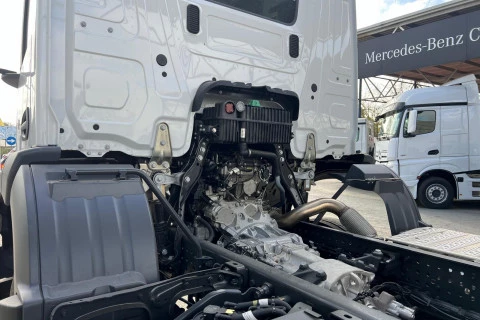 Mercedes-Benz Arocs 1830