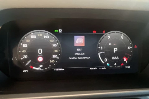 Land Rover Defender 110 3.0D I6 MHEV X-Dynamic SE 4WD AT 183 kW (249 CV)