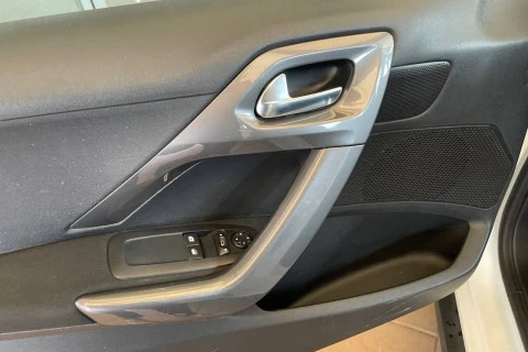 Peugeot 2008 Active 1.2L PureTech 82