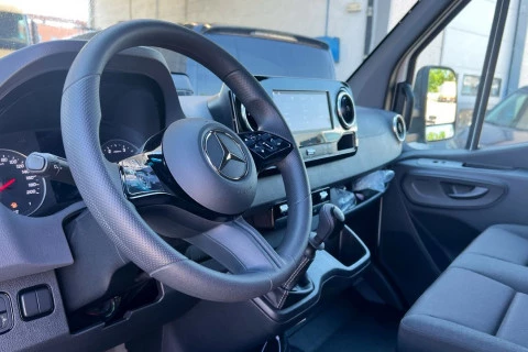 Mercedes-Benz Sprinter Nuevo Sprinter 515 CDI Chasis Cabina PRO Medio