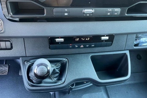 Mercedes-Benz Sprinter Nuevo Sprinter 515 CDI Chasis Cabina PRO Medio