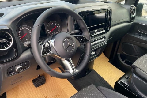 Mercedes-Benz Vito 116CDI AT 120kW Tourer Select Extralarga