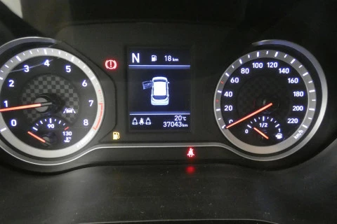 Hyundai i10   1.2 MPI Tecno 2C Aut.