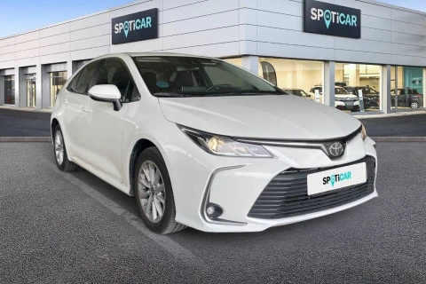 Toyota Corolla Sedán 1.33 VVT-i Dual Active