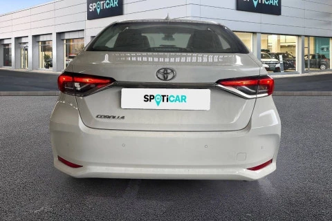 Toyota Corolla Sedán 1.33 VVT-i Dual Active