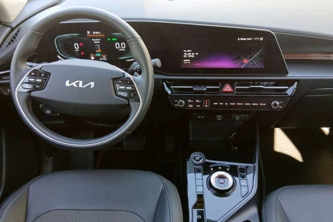 Kia Niro 1.6 GDi HEV 95kW (129CV) Drive