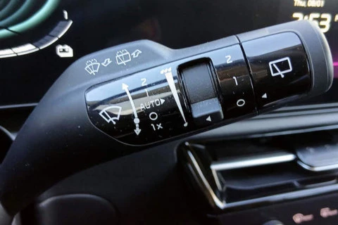 Kia Niro 1.6 GDi HEV 95kW (129CV) Drive