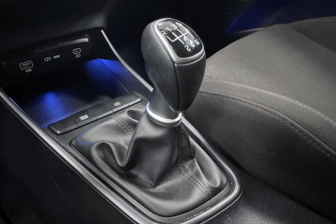 Hyundai Bayon 1.0 TGDI 74kW (100CV) 48V Maxx