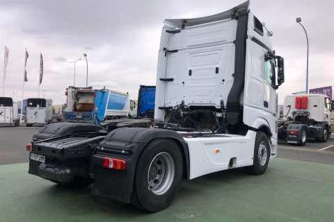 Mercedes-Benz Actros 1851 LS 