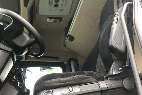 Mercedes-Benz Actros 1851 LS 