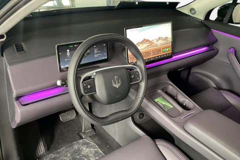 Leapmotor C10 C10 BEV 69.9kWh Design Auto