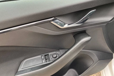 Skoda Kamiq 1.0 TSI 81kW (110CV) Emotion