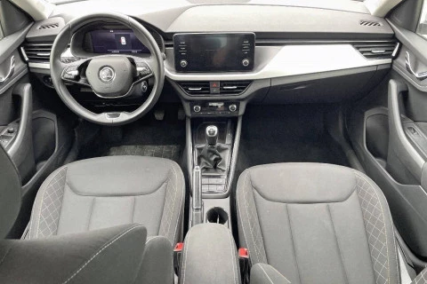 Skoda Kamiq 1.0 TSI 81kW (110CV) Emotion