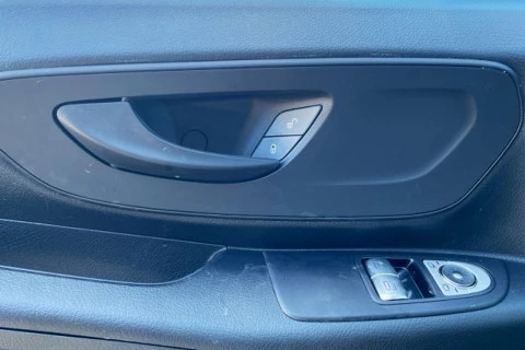 Mercedes-Benz Vito 110 CDI Furgón PRO Larga