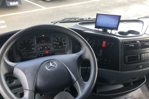 Mercedes-Benz Atego 818 transporte de caballos