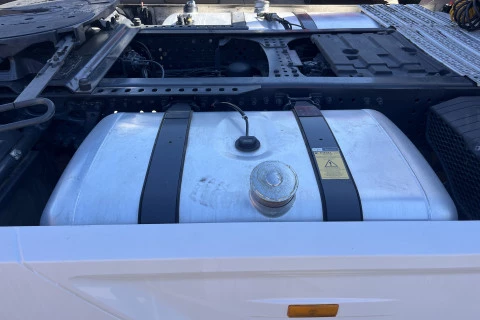 Mercedes-Benz Actros 1851 LS