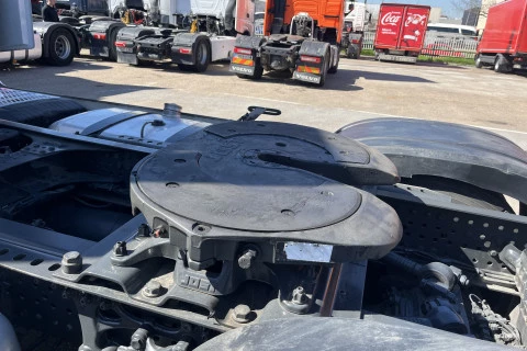 Mercedes-Benz Actros 1851 LS