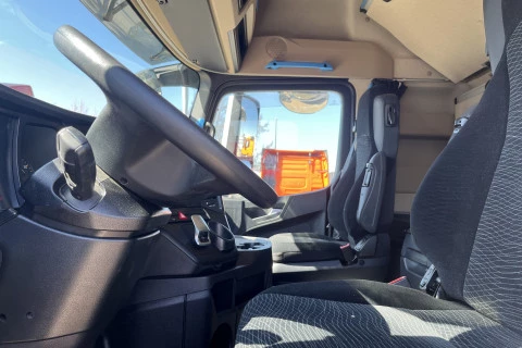 Mercedes-Benz Actros 1851 LS