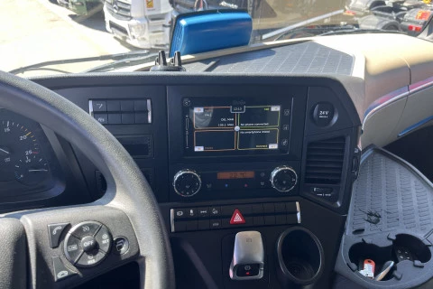 Mercedes-Benz Actros 1851 LS