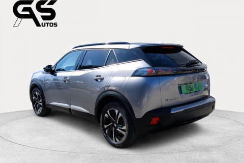 Peugeot e-2008 Eléctrico Allure Pack (100kW)