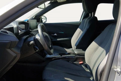 Peugeot e-2008 Eléctrico Allure Pack (100kW)