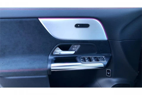 Mercedes-Benz GLA GLA 250 e