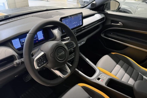 Jeep Avenger 1.2 eHybrid 4xe 145CV T. North Face