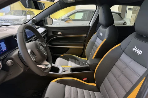 Jeep Avenger 1.2 eHybrid 4xe 145CV T. North Face