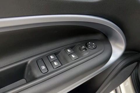 Jeep Avenger 1.2 eHybrid 4xe 145CV T. North Face