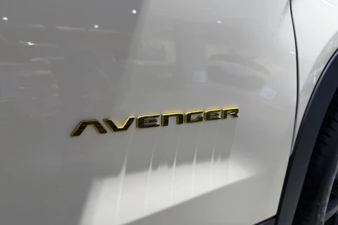 Jeep Avenger 1.2 eHybrid 4xe 145CV T. North Face