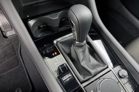 Mazda3 2.5L E-SKY G MHEV 103kW 6AT Centre-line