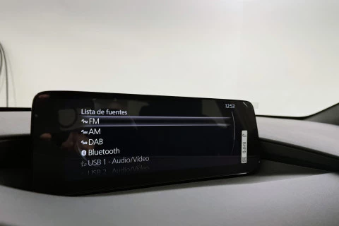 Mazda3 2.5L E-SKY G MHEV 103kW 6AT Centre-line