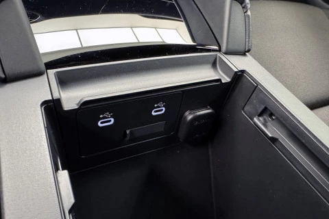 Mazda3 2.5L E-SKY G MHEV 103kW 6AT Centre-line