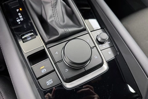 Mazda3 2.5L E-SKY G MHEV 103kW 6AT Centre-line