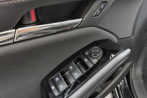 Mazda3 2.5L E-SKY G MHEV 103kW 6AT Centre-line