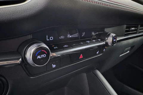 Mazda3 2.5L E-SKY G MHEV 103kW Homura