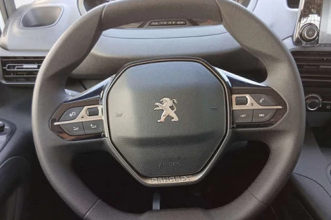 Peugeot Rifter Active Pack Business Standard BlueHDi 73 kW (100 CV)