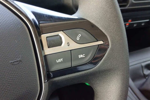 Peugeot Rifter Active Pack Business Standard BlueHDi 73 kW (100 CV)