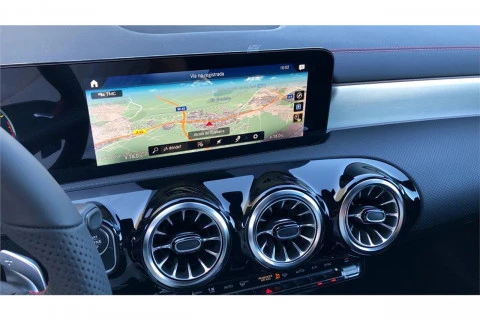 Mercedes-Benz CLA CLA 180