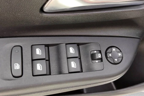 Opel Corsa 1.2T XHL GS 74 kW (100 CV)