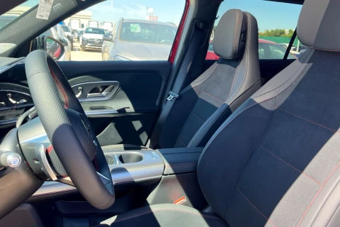 Mercedes-Benz GLB GLB 250+