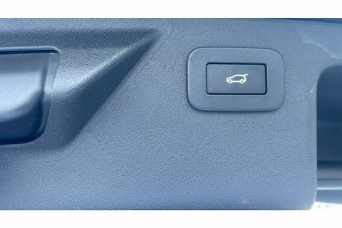 Land Rover Discovery Sport 2.0D TD4 MHEV Urban Edition AWD AT 150 kW (204 CV)