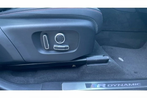 Land Rover Discovery Sport 2.0D TD4 MHEV Urban Edition AWD AT 150 kW (204 CV)