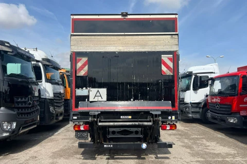 Mercedes-Benz Atego 1324 L