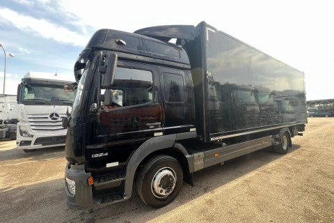 Mercedes-Benz Atego 1324 L