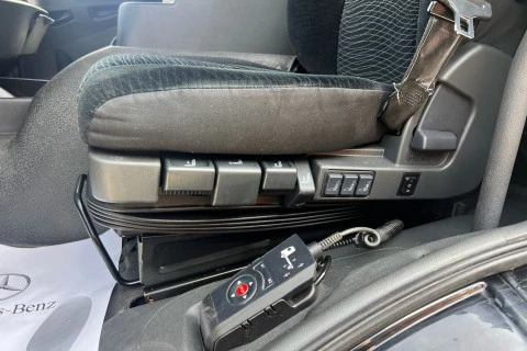 Mercedes-Benz Atego 1324 L