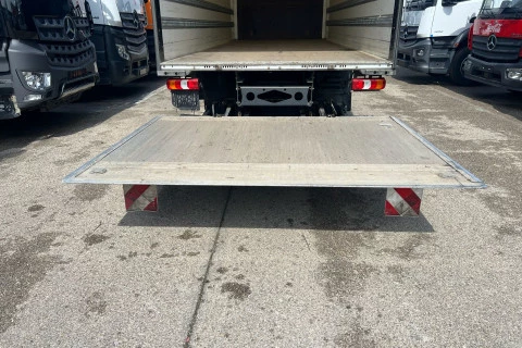 Mercedes-Benz Atego 1324 L