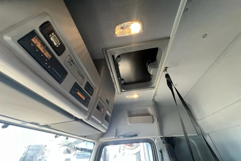 Mercedes-Benz Atego 1324 L