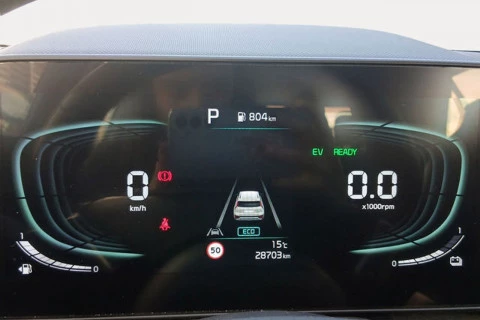 Kia Niro 1.6 GDi HEV 95kW (129CV) Drive